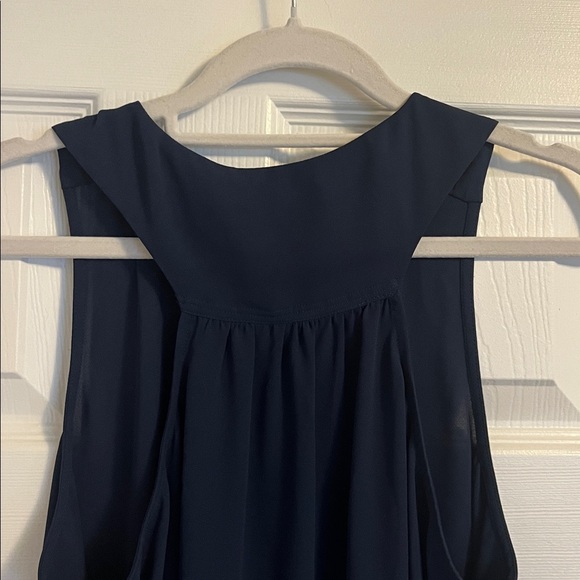 High-Low Hem Racerback Tank - Picture 3 of 4